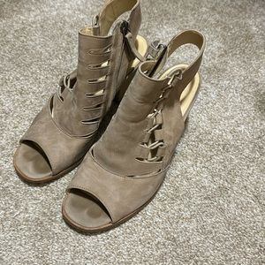 Paul green peep toe sandal